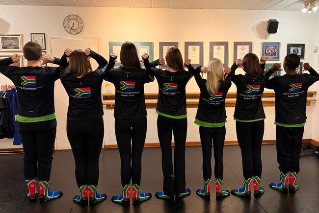 Dancers on their way to Ireland